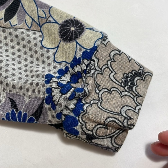 THE KIT. crewneck sweatshirt style long sleeve tee - Picture 5 of 7